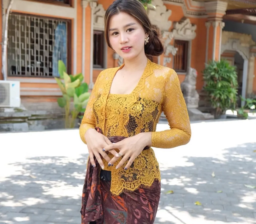 Memilih Pakaian yang Tepat di Bali