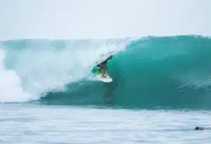 Spots de Surfing en Sumatra Occidental