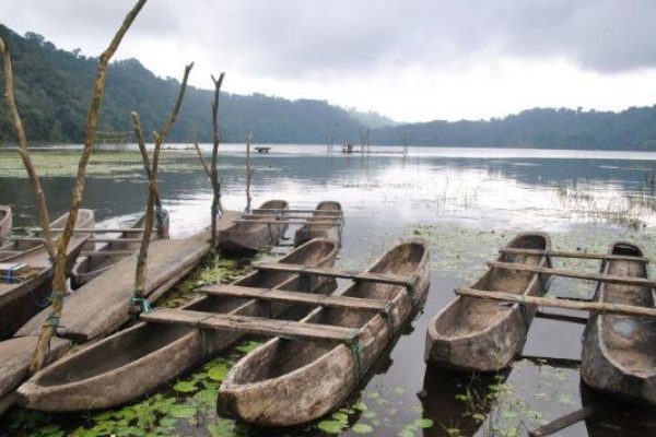 canoe-tamblingan1